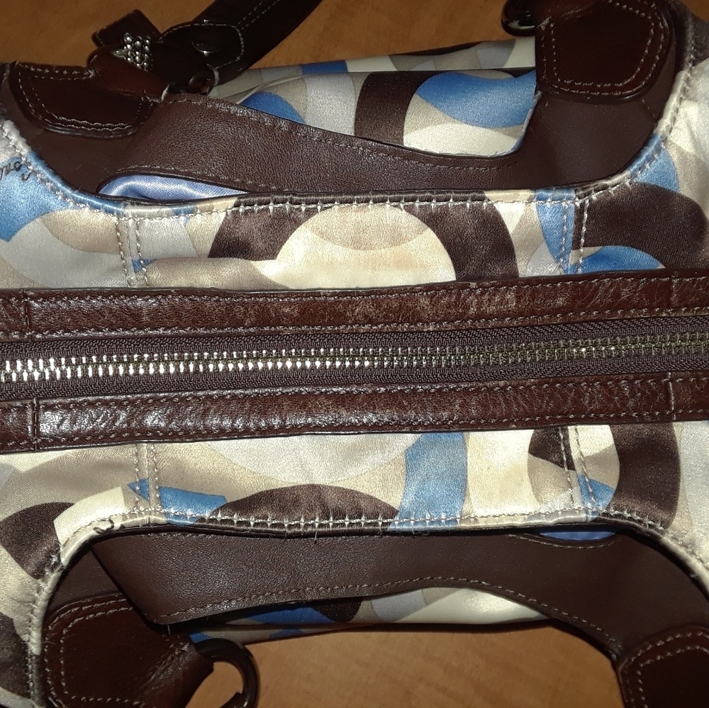 Coach Purse - Picture 6 of 8